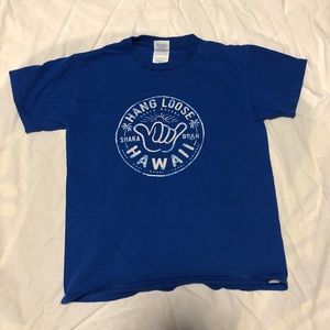 💙 hang loose T-shirt